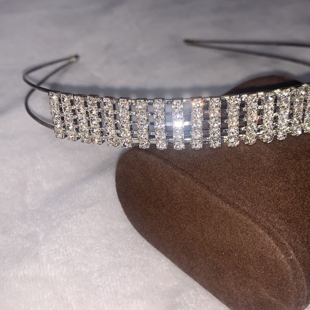 Silver Color Five Row Rhinestone Cluster Headband - Picture 2 of 4